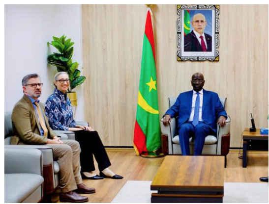 Le ministre des Affaires étrangères reçoit la chargée d’affaires de l’ambassade américaine