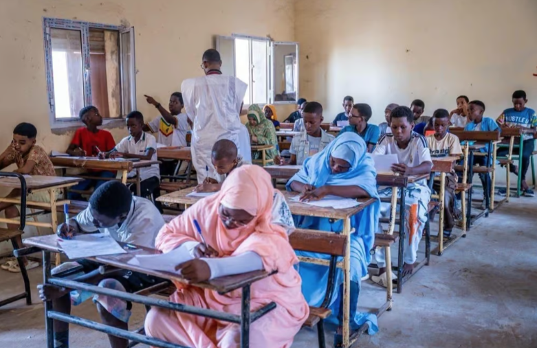 Le conseil des ministres décide de multiplier par 10 le taux des heures supplémentaires pour les enseignants des collèges et lycées