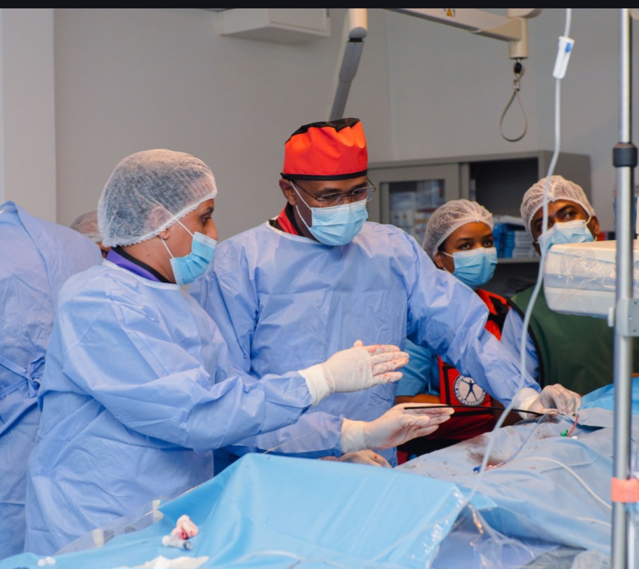 "Réparer les coeurs": L’expertise du Centre National de Cardiologie franchit les frontières avec une première médicale à Antananarivo