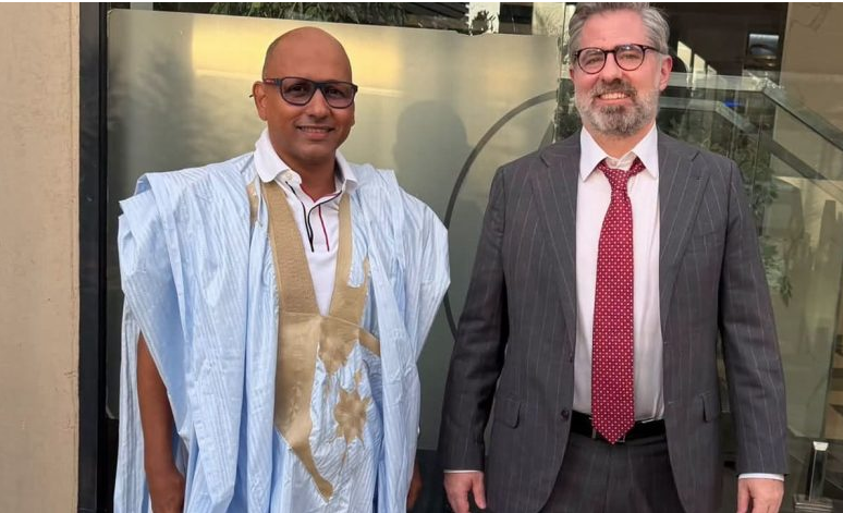 Affaire des blogueurs : le député de la circonscription plaide le parapluie américain