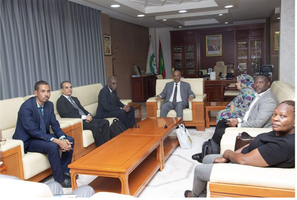 Le président de l’Union nationale du patronat mauritanien reçoit l’ambassadeur de Namibie