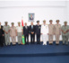 Le ministre de la Défense décore six officiers égyptiens