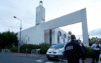 France : une voiture percute les barrières protégeant une mosquée