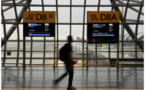 Une famille zimbabwéenne bloquée depuis deux mois à l'aéroport de Bangkok
