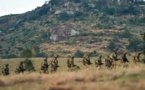 Au Kenya, les soldats britanniques s'exercent à la guerre
