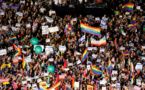 Des milliers d'Israéliens dans la rue contre une loi interdisant la GPA aux couples gays