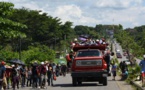 Trump coupe les aides à trois pays d'Amérique centrale, les migrants poursuivent leur route