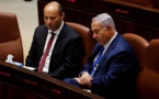 Israël: un ministre clé reste au gouvernement, éloignant la probabilité d'élections