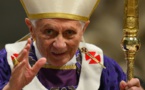 Benoît XVI: les scandales de pédophilie s'expliquent par la révolution des années 60