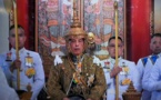Maha Vajiralongkorn couronné roi de Thaïlande, un symbole de stabilité