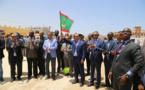 Le Président de la République donne le coup d'envoi pour la réalisation des travaux de réhabilitation de 14 kilomètres de routes bitumées dans les moughataas de Sebkha et d'El Mina