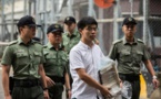 Hong Kong: Joshua Wong, libéré, demande le départ de la cheffe de l'exécutif