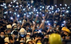 Manifestations à Hong Kong: la police menace de sévir après le blocage "illégal" de son QG