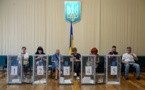 Législatives en Ukraine: le parti de Zelensky donné grand favori