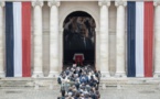 Dernier bain de foule pour Jacques Chirac, aux Invalides