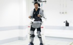 Un exosquelette connecté au cerveau permet à un patient tétraplégique de marcher