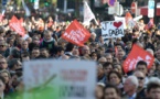 Plusieurs dizaines de milliers d'opposants défilent contre la PMA pour toutes à Paris