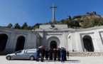 L'Espagne exhume le dictateur Franco de son mausolée monumental