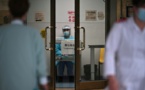 Virus: la Chine admet des "insuffisances", le bilan monte à 425 morts