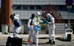Coronavirus: plus de 10.000 morts en Italie, Trump renonce à boucler New York