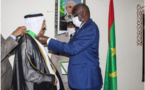 Décoration de l’ambassadeur de l’Etat du Koweït au terme de sa mission en Mauritanie