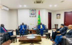 Le ministre des Affaires étrangères s'entretient avec l'ambassadeur du Sénégal