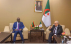 Le ministre des Affaires étrangères reçoit son homologue algérien