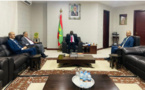 Le ministre des Affaires étrangères reçoit l’ambassadeur d’Algérie