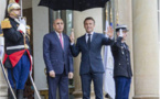 Le Président de la République, Président de l’Union africaine s’entretient avec le Président français du renforcement de la coopération et des questions d’intérêt commun