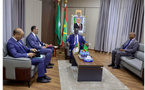 Le ministre des Affaires étrangères reçoit l’ambassadeur d’Algérie