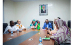 Le Ministre Délégué auprès du Ministre de l’Intérieur rencontre la Présidente du Groupe Parlementaire de Soutien à la Décentralisation et au Développement Local et les députés de Nouakchott