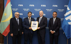 Le ministre de l’Autonomisation des jeunes rencontre le président de la FIFA à Rabat