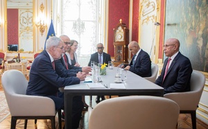 Le Président de la République rencontre le Président autrichien