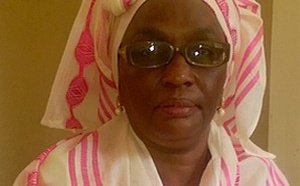 Madame Kadiata Malick Diallo, députée à l’Assemblée Nationale :‘’Le pouvoir veut régler le problème que constitue le passif humanitaire tout en évitant d’en parler’’