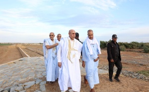 Taazour : le Président de la République effectue une visite au barrage de “Mowva” à Adel Bagrou