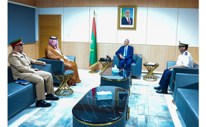 Le ministre de la Défense reçoit l’ambassadeur saoudien