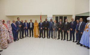 Le Commissaire aux droits de l’homme décore des fonctionnaires et des employés du département