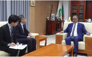 Le président de l’Union nationale des Employeurs mauritaniens reçoit l’ambassadeur du Japon