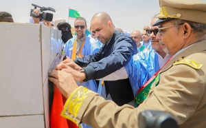 Le Délégué général de TAAZOUR, SIDI Moulaye Zeine, inaugure deux barrages dans la commune d’El Baten, dans la moughataa de Oualata