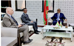 Le ministre de l’Économie et du Développement reçoit l’ambassadeur de France