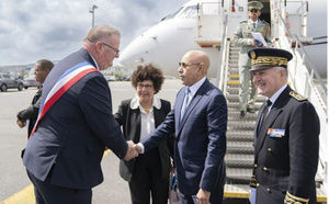 Le président de la République arrive à Brest