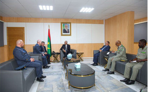 Le ministre de la Défense reçoit le commandant du Collège de défense de l’OTAN