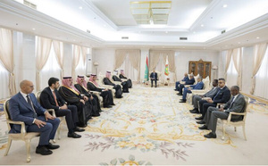 Le Président de la République reçoit les dirigeants du Fonds saoudien de développement et d’ACWA Power