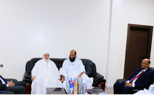 Le ministre d’État, recteur de la Grande Mosquée d’Alger, rend visite à l’Association des oulémas mauritaniens