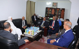 Le président du Haut Conseil des fatwas et des Recours gracieux examine avec le ministre d’État, doyen de la Grande Mosquée d’Algérie, les moyens de renforcer la coopération scientifique et religieuse