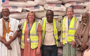 Une délégation américaine évalue l’impact de l’aide fournie par les USA pour soutenir l’enseignement des enfants dans le sud de la Mauritanie