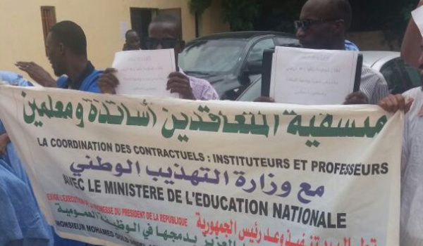 Les enseignants et professeurs contractuels continuent de protester