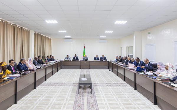 Conseil des Ministres: d’importantes mesures prises pour la relance du secteur des Pêches et la résolution des problèmes socio-économiques des populations de Dakhlet-Nouadhibou
