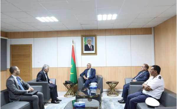 Le ministre de la Défense reçoit l’ambassadeur d’Égypte