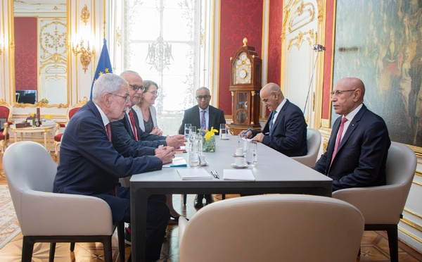 Le Président de la République rencontre le Président autrichien